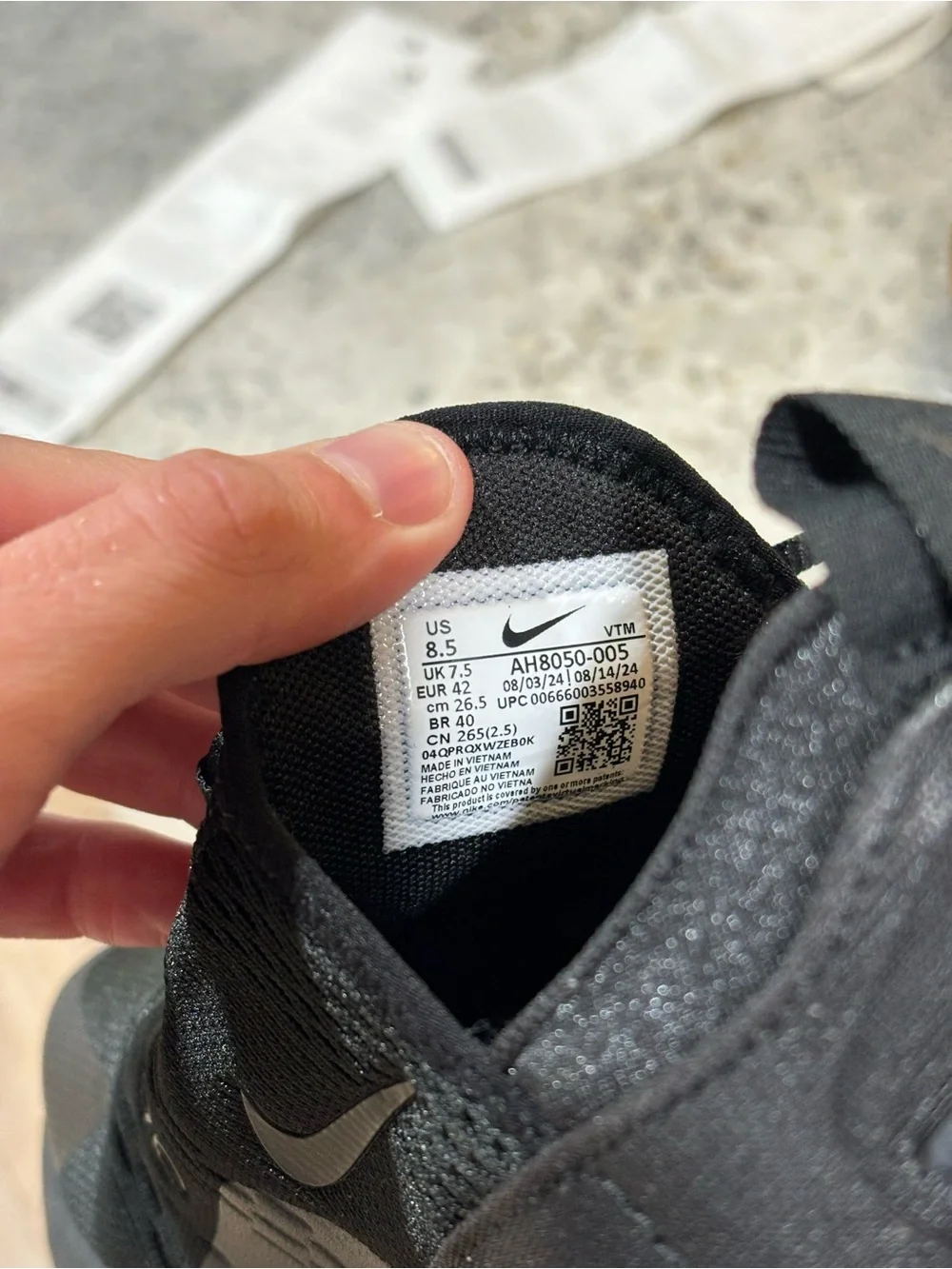 Nike Air Max 270 ‘Triple Black’ Men’s Size 8.5 Sneakers BRAND NEW | AH8050-005